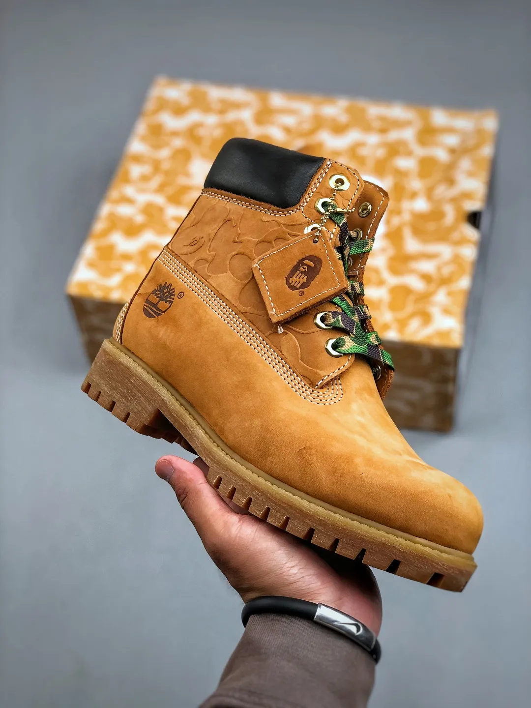 Local pickup 💰800 supports store release New goods 🚀#Original channel Co-branded Timberland Horizontally folded and dynamic water-repellent. Original packaging box and accessories are available. Size: 39-45 (half)